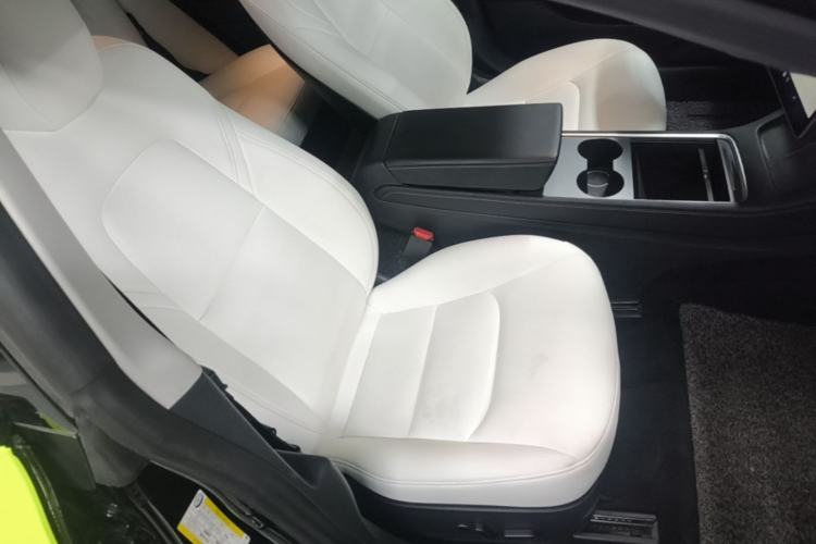 Used Tesla Model 3 2021 Performance High-Performance All-Wheel-Drive Version Right Front Seat