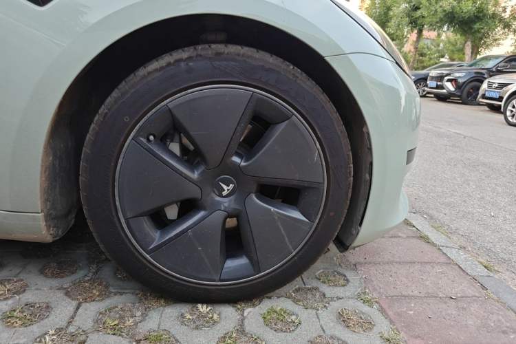 Used Tesla Model 3 2021 Revised Version Standard Range Rear-Wheel Drive Upgraded Edition 3D1 Right Front Wheel Hub