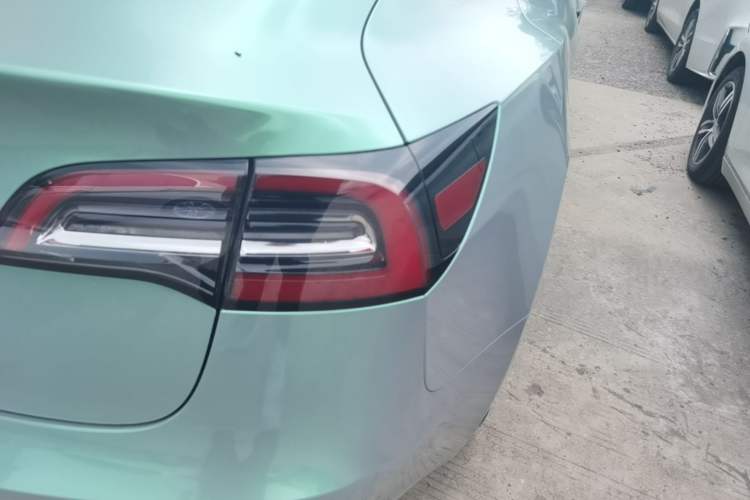 Used Tesla Model 3 2021 Standard Range Rear-Drive Upgraded Version Right Rear Taillight