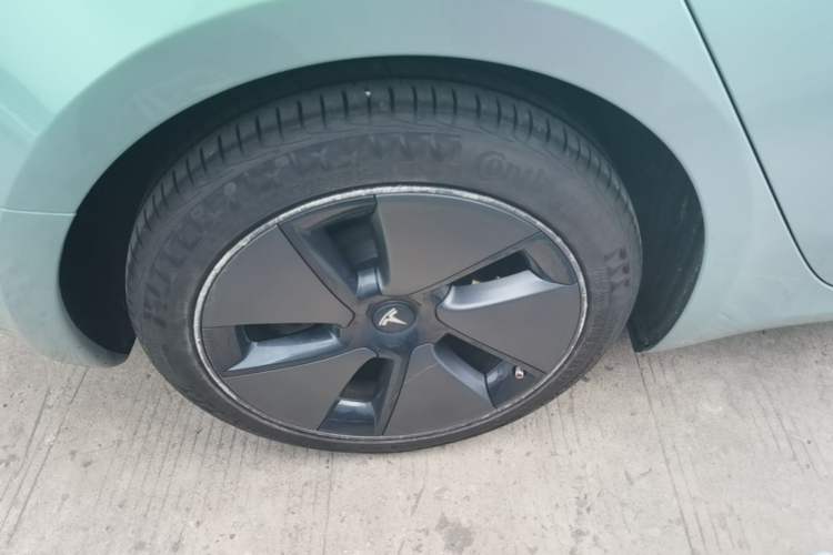 Used Tesla Model 3 2021 Standard Range Rear-Drive Upgraded Version Right Rear Wheel Hub