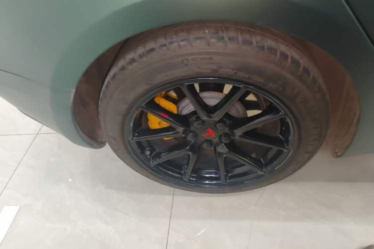Used Tesla Model 3 2021 Revised Version Standard Range Rear-Wheel Drive Upgraded Edition 3D1 Right Rear Wheel Hub
