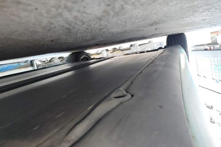 Used Tesla Model 3 2021 Standard Range Rear-Wheel Drive Upgraded Version 3D6 Right Side Sill