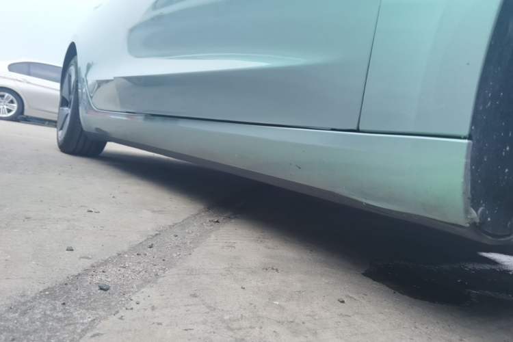 Used Tesla Model 3 2021 Standard Range Rear-Drive Upgraded Version Right Side Sill