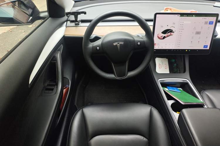 Used Tesla Model 3 2021 Standard Range Rear-Wheel Drive Upgraded Version 3D6 Steering Wheel
