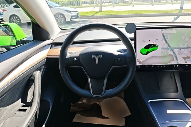 Used Tesla Model 3 2021 Standard Range Rear-Wheel Drive Upgraded Version 3D6 Steering Wheel