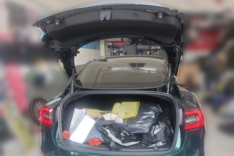 Used Tesla Model 3 2021 Revised Version II – Performance High-Performance All-Wheel-Drive Edition Trunk