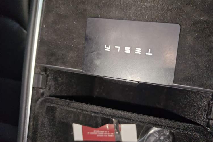 Used Tesla Model 3 2021 Standard Range Rear-Drive Upgraded Version Interior 1