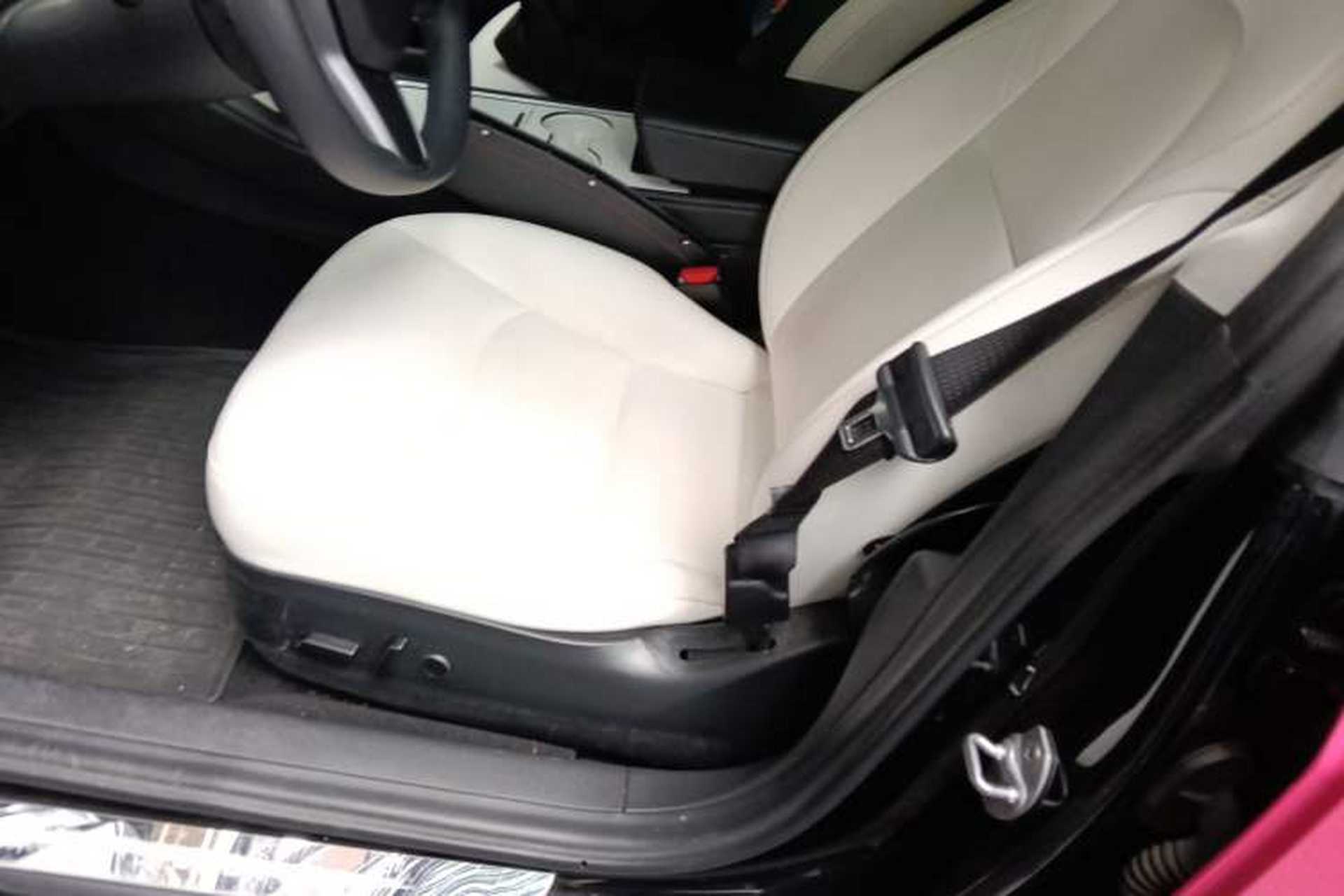 Used Tesla Model 3 2021 Standard Range Rear-Drive Upgraded Version Left Front Seat