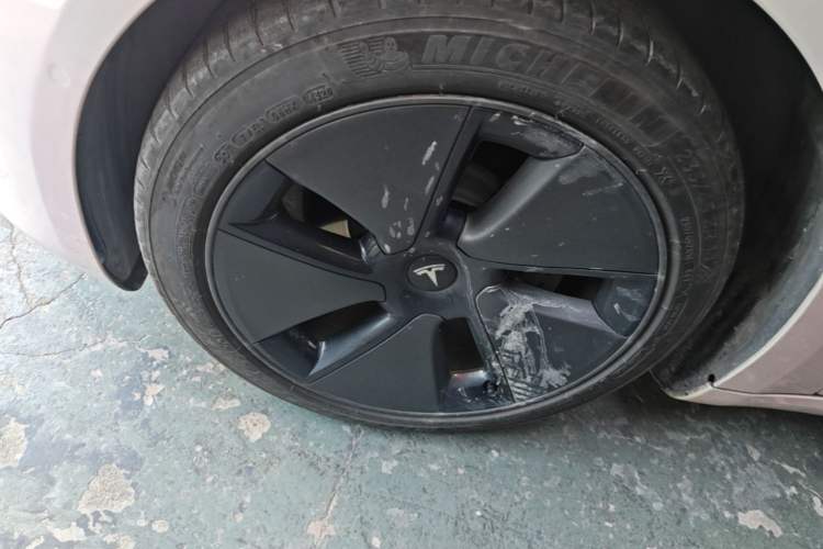 Used Tesla Model 3 2021 Standard Range Rear-Drive Upgraded Version Left Front Wheel Hub