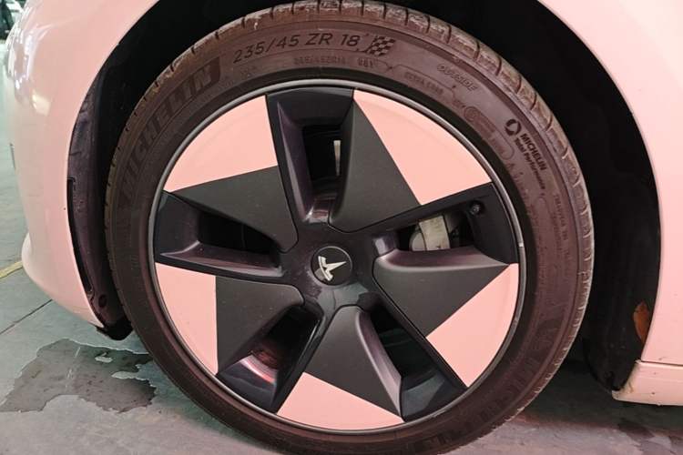 Used Tesla Model 3 2021 Standard Range Rear-Wheel Drive Upgraded Version 3D6 Left Front Wheel Hub