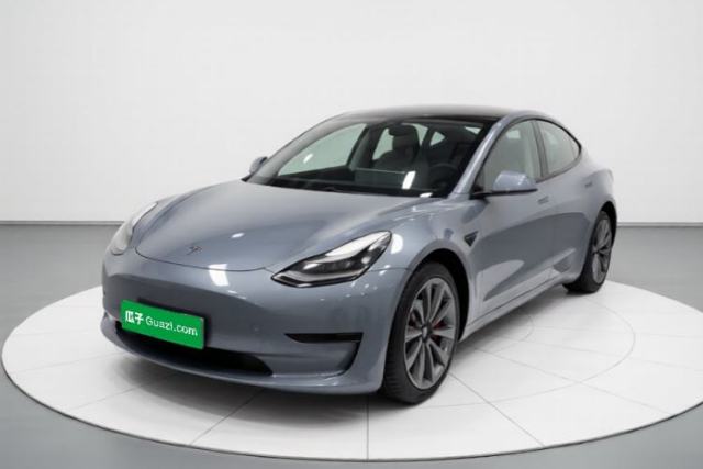 Ojetý Tesla Model 3 2021 Standard Range Rear-Drive Upgraded Version