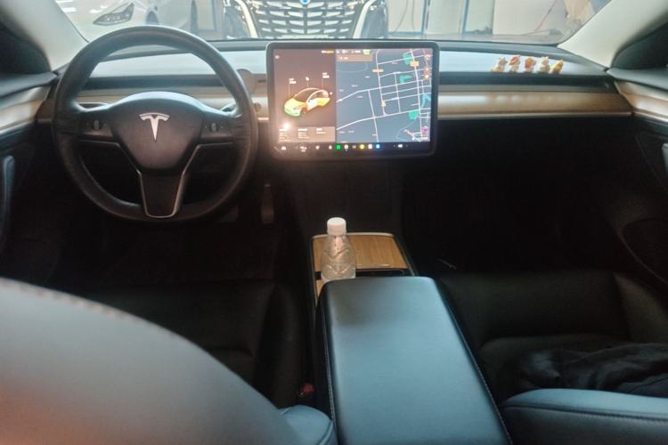 Used Tesla Model 3 2021 Revised Version Standard Range Rear-Wheel Drive Upgraded Edition 3D1 Center Console