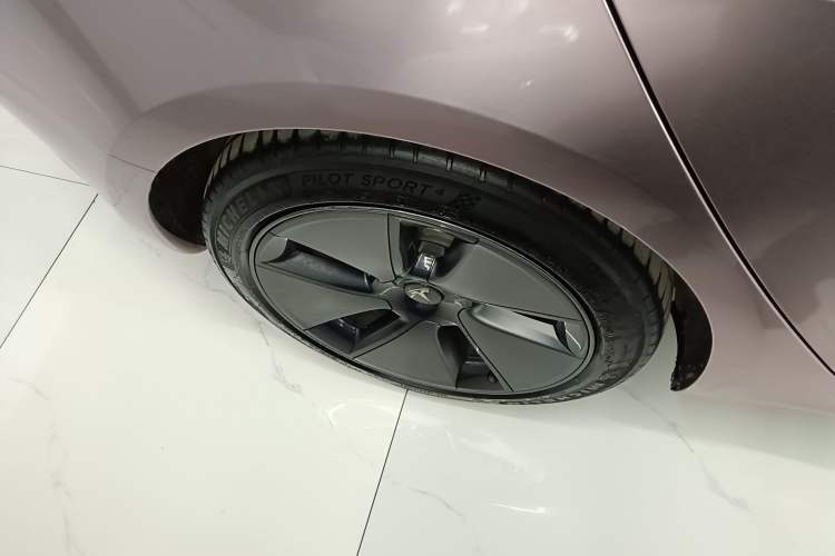 Used Tesla Model 3 2021 Standard Range Rear-Wheel Drive Upgraded Version 3D6 Exterior 8