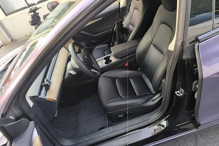 Used Tesla Model 3 2021 Revised Version II – Performance High-Performance All-Wheel-Drive Edition Left Front Seat