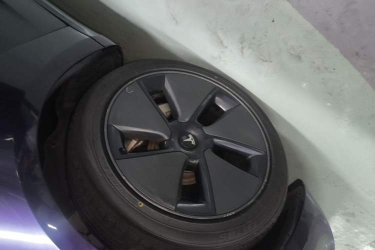 Used Tesla Model 3 2021 Standard Range Rear-Drive Upgraded Version Left Front Wheel Hub