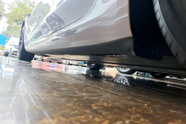Used Tesla Model 3 2021 Standard Range Rear-Drive Upgraded Version Left Side Sill