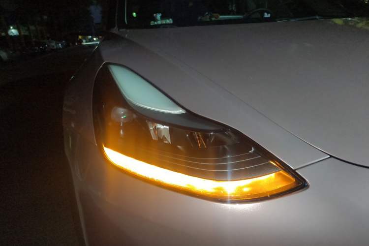 Used Tesla Model 3 2021 Standard Range Rear-Wheel Drive Upgraded Version 3D6 Right Front Headlight