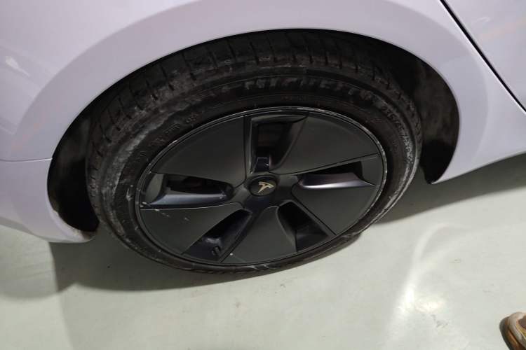 Used Tesla Model 3 2021 Standard Range Rear-Wheel Drive Upgraded Version 3D6 Right Rear Wheel Hub
