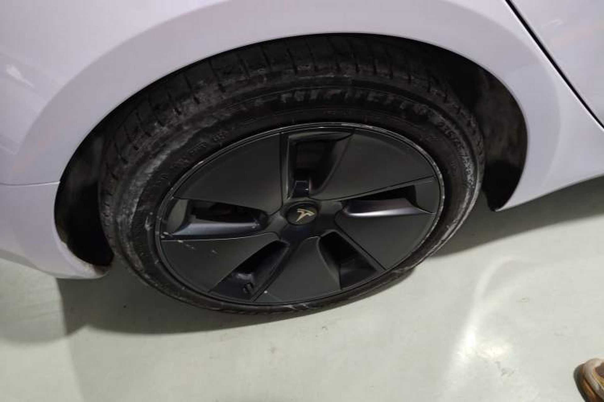 Used Tesla Model 3 2021 Standard Range Rear-Wheel Drive Upgraded Version 3D6 Right Rear Wheel Hub