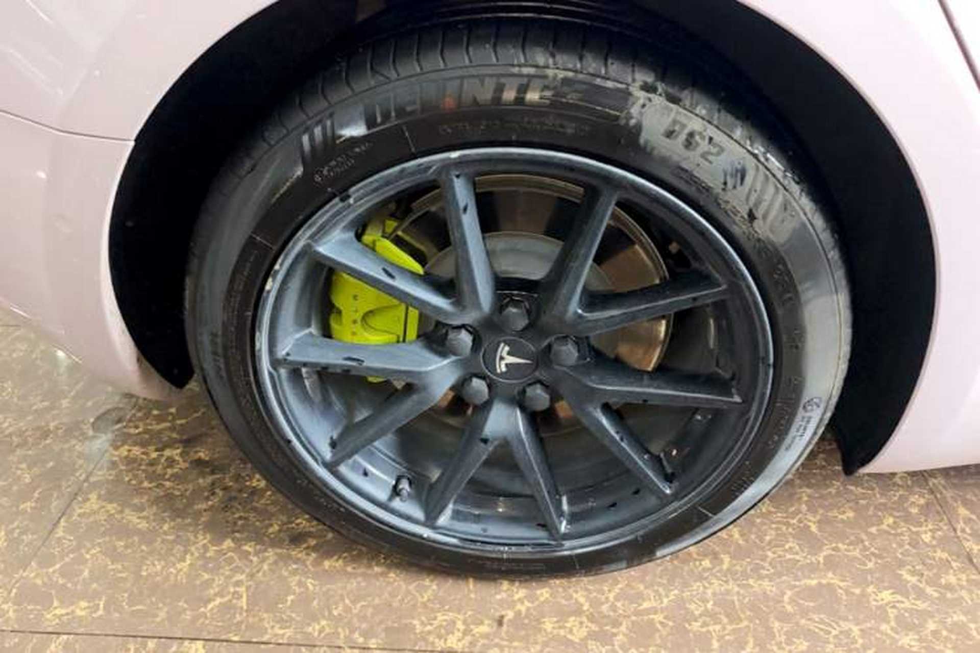 Used Tesla Model 3 2021 Standard Range Rear-Drive Upgraded Version Right Rear Wheel Hub