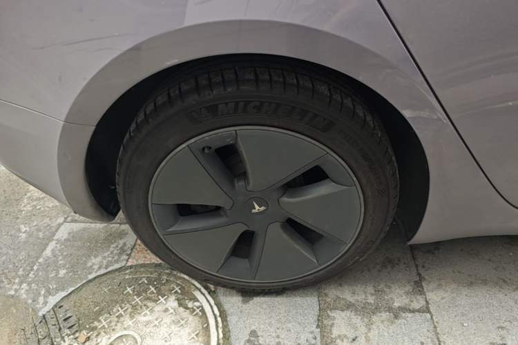 Used Tesla Model 3 2021 Revised Version Standard Range Rear-Wheel Drive Upgraded Edition 3D1 Right Rear Wheel Hub