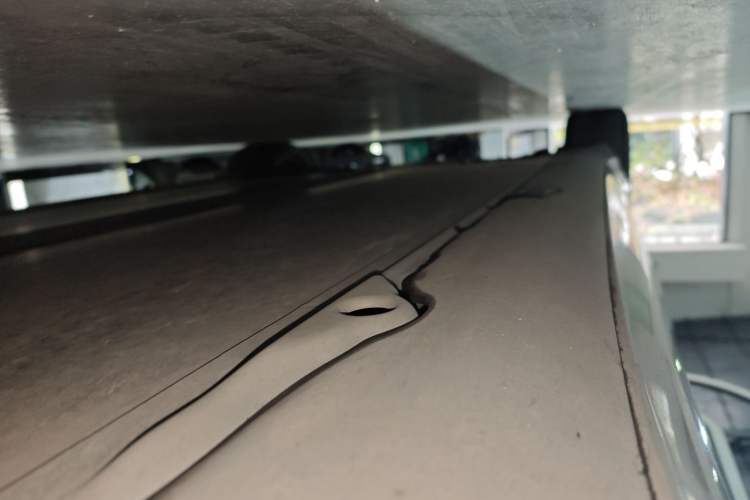 Used Tesla Model 3 2021 Standard Range Rear-Wheel Drive Upgraded Version 3D6 Right Side Sill