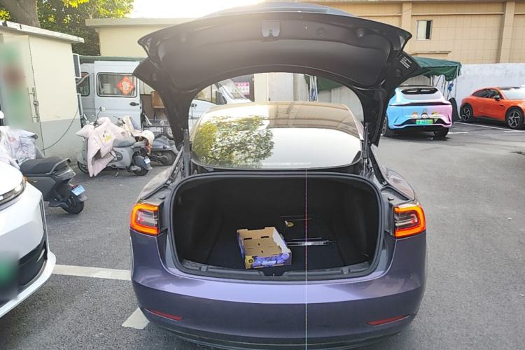 Used Tesla Model 3 2021 Revised Version II – Performance High-Performance All-Wheel-Drive Edition Trunk