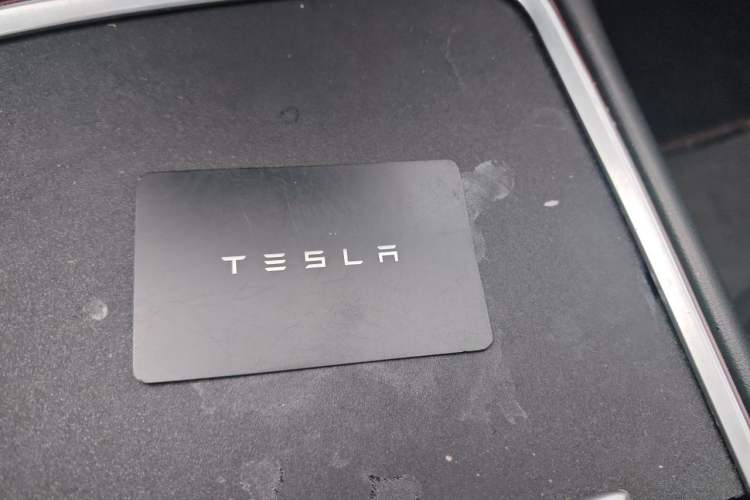 Used Tesla Model 3 2021 Revised Version Standard Range Rear-Wheel Drive Upgraded Edition 3D1 Vehicle Key