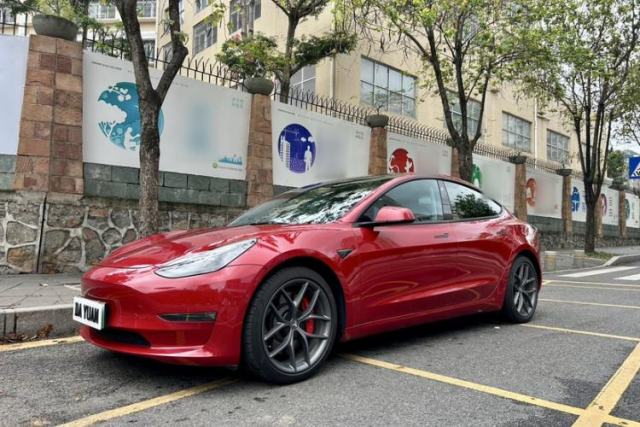 Used Tesla Model 3 2021 Revised Version II – Performance High-Performance All-Wheel-Drive Edition