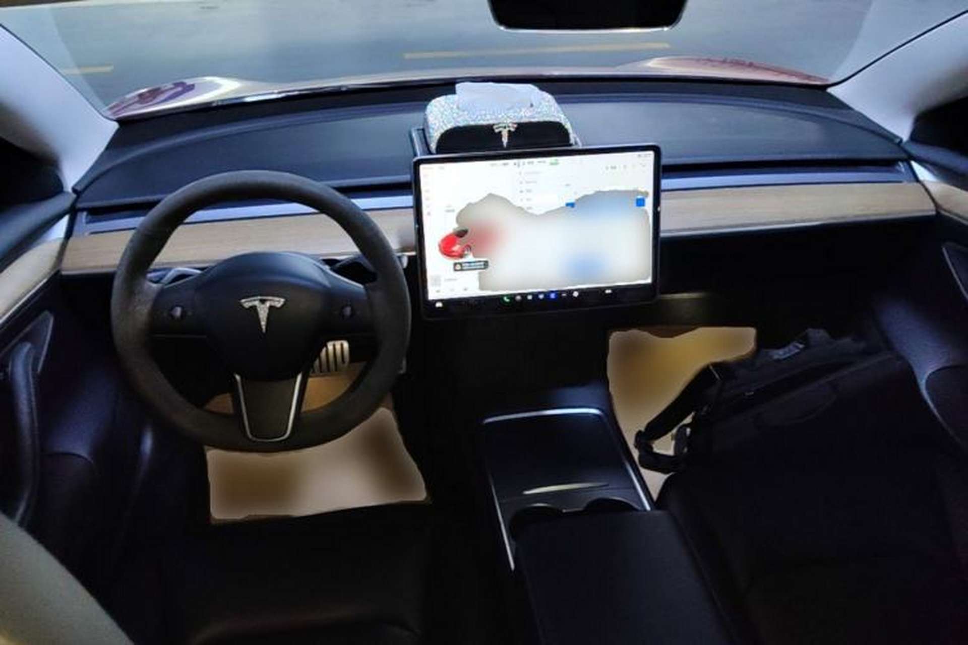 Used Tesla Model 3 2021 Performance High-Performance All-Wheel-Drive Version Center Console