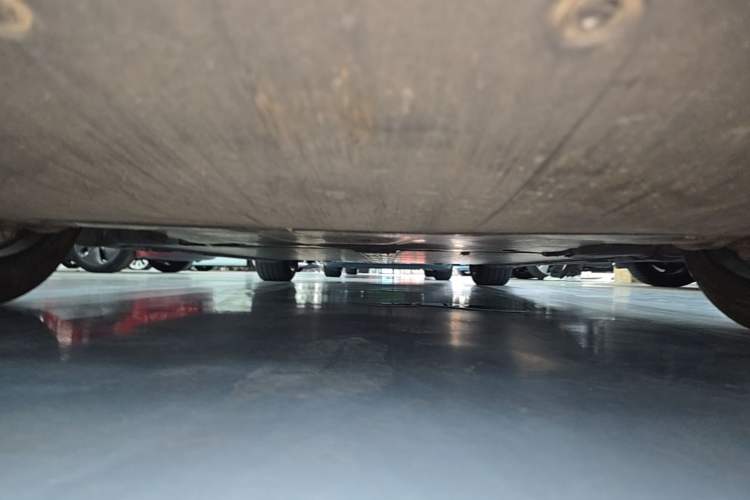 Used Tesla Model 3 2021 Standard Range Rear-Drive Upgraded Version Chassis Front