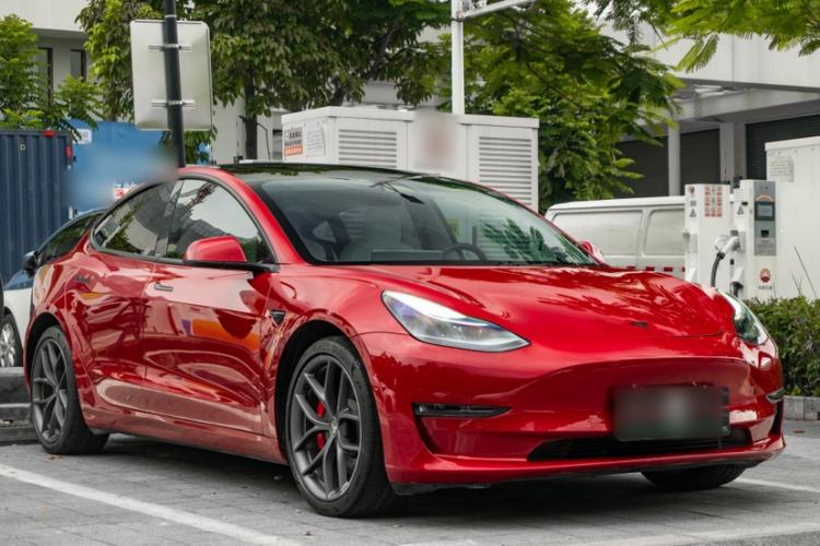 Used Tesla Model 3 2021 Performance High-Performance All-Wheel-Drive Version 3D6 Exterior 2
