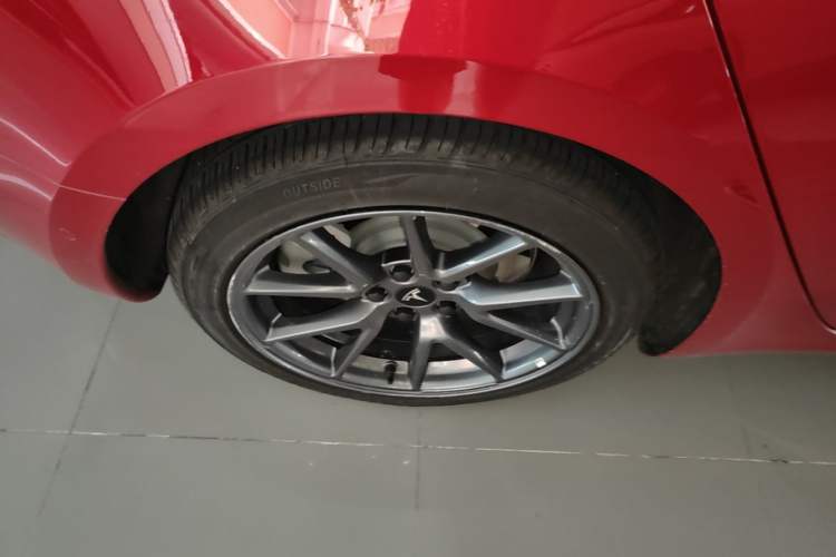 Used Tesla Model 3 2021 Standard Range Rear-Wheel Drive Upgraded Version 3D6 Exterior 5