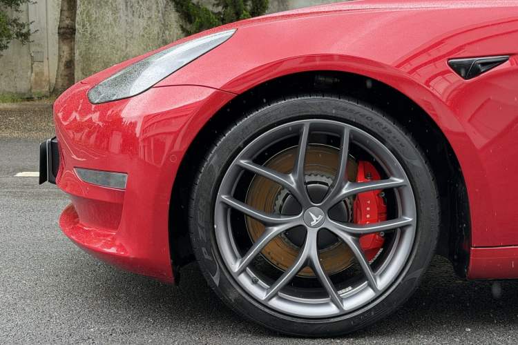 Used Tesla Model 3 2021 Performance High-Performance All-Wheel-Drive Version Exterior 6