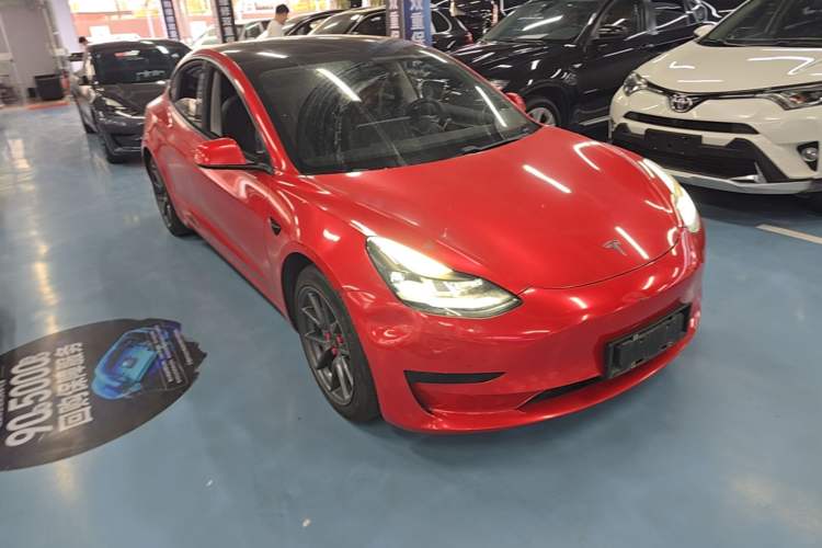 Used Tesla Model 3 2021 Standard Range Rear-Drive Upgraded Version Front Right 45 Deg