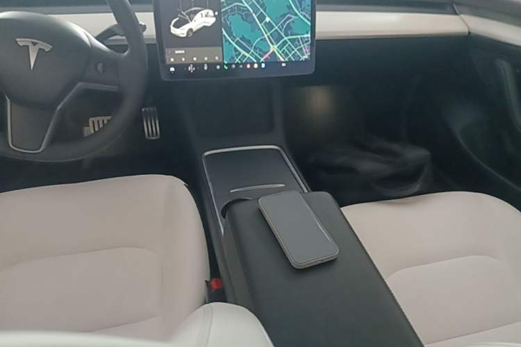 Used Tesla Model 3 2021 Performance High-Performance All-Wheel-Drive Version 3D6 Gear Lever