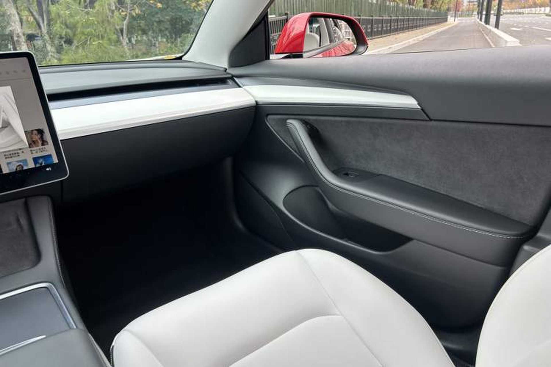 Used Tesla Model 3 2021 Standard Range Rear-Drive Upgraded Version Interior 15