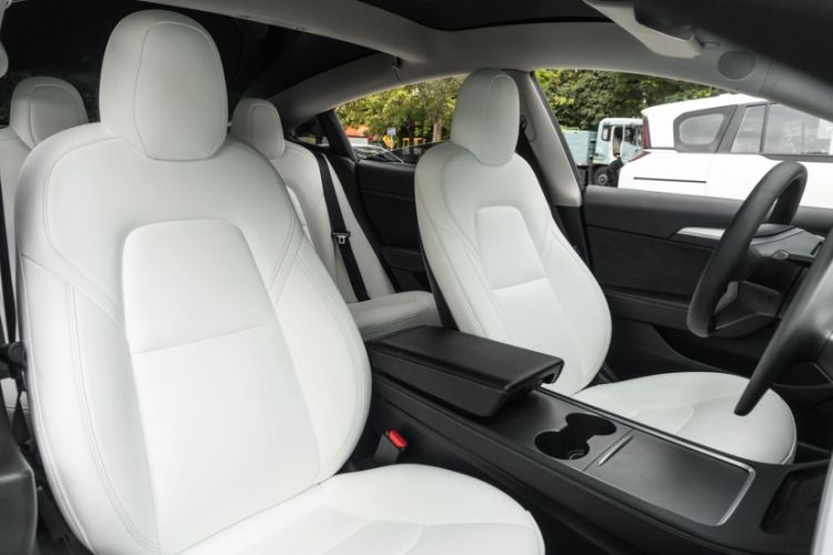 Used Tesla Model 3 2021 Performance High-Performance All-Wheel-Drive Version 3D6 Interior 2