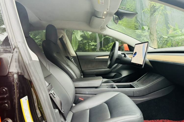 Used Tesla Model 3 2021 Standard Range Rear-Drive Upgraded Version Interior 2