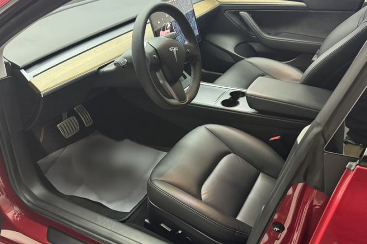 Used Tesla Model 3 2021 Performance High-Performance All-Wheel-Drive Version Interior 2
