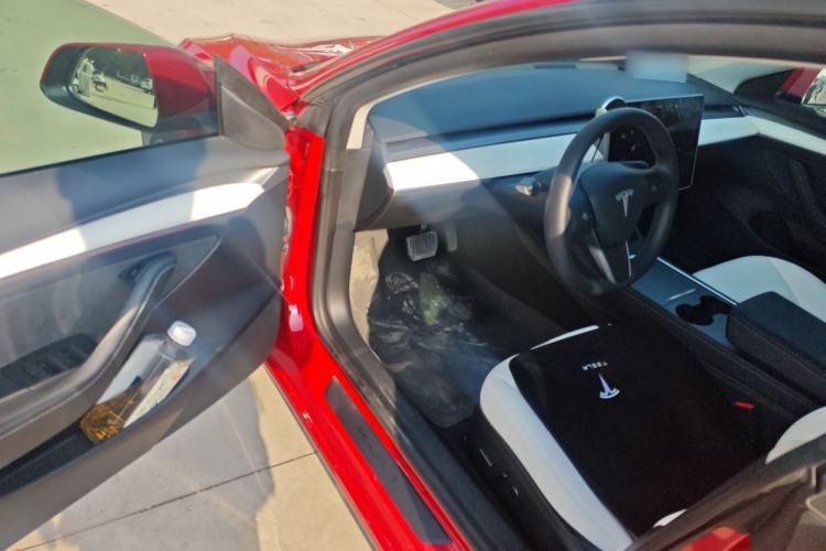 Used Tesla Model 3 2021 Standard Range Rear-Wheel Drive Upgraded Version 3D6 Interior 3