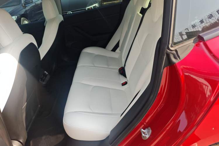 Used Tesla Model 3 2021 Standard Range Rear-Wheel Drive Upgraded Version 3D6 Interior 4