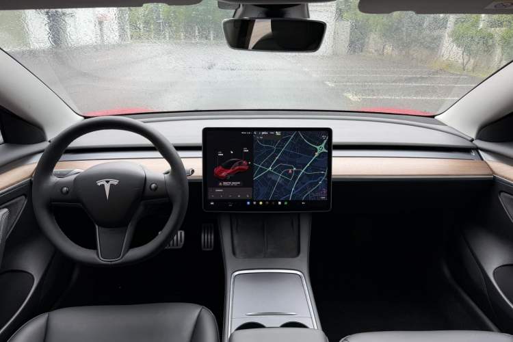 Used Tesla Model 3 2021 Performance High-Performance All-Wheel-Drive Version Interior 5