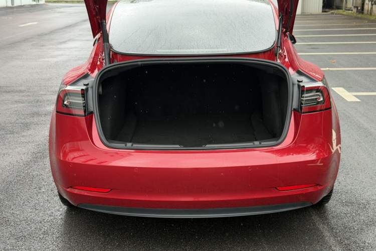 Used Tesla Model 3 2021 Performance High-Performance All-Wheel-Drive Version Interior 8