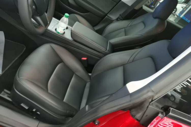 Used Tesla Model 3 2021 Performance High-Performance All-Wheel-Drive Version Left Front Seat