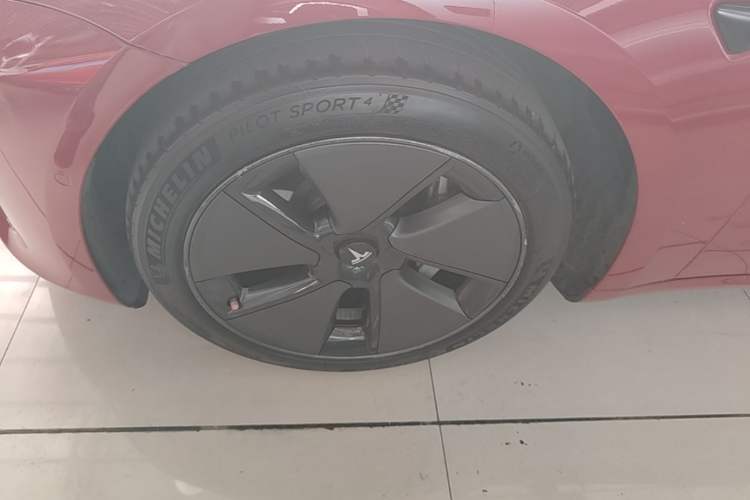 Used Tesla Model 3 2021 Standard Range Rear-Drive Upgraded Version Left Front Wheel Hub