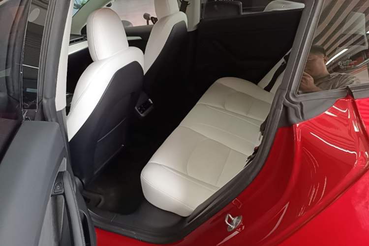 Used Tesla Model 3 2021 Standard Range Rear-Drive Upgraded Version Left Rear Seat