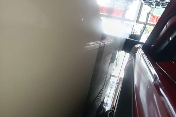 Used Tesla Model 3 2021 Performance High-Performance All-Wheel-Drive Version 3D6 Left Side Sill
