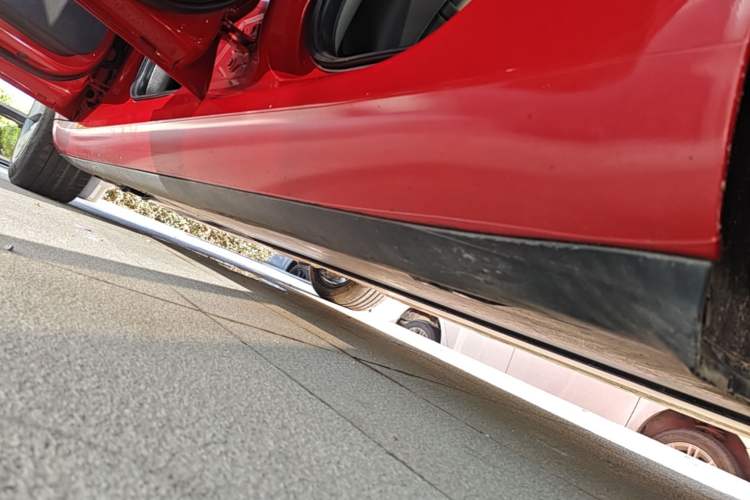 Used Tesla Model 3 2021 Standard Range Rear-Drive Upgraded Version Left Side Sill