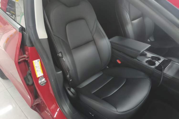 Used Tesla Model 3 2021 Standard Range Rear-Drive Upgraded Version Right Front Seat